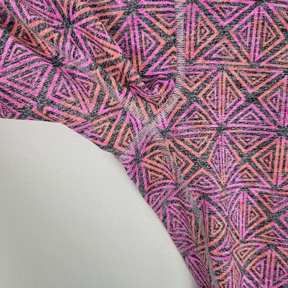 Pink Yoga Victoria's Secret Size XS Leggings Geometric Pink Orange Gray - Picture 8 of 12